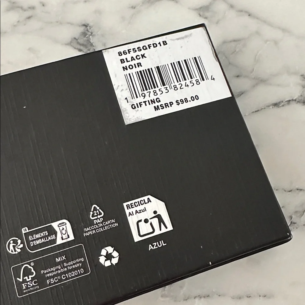 NWT Michael Kors Textured Black Card Holder and Keychain